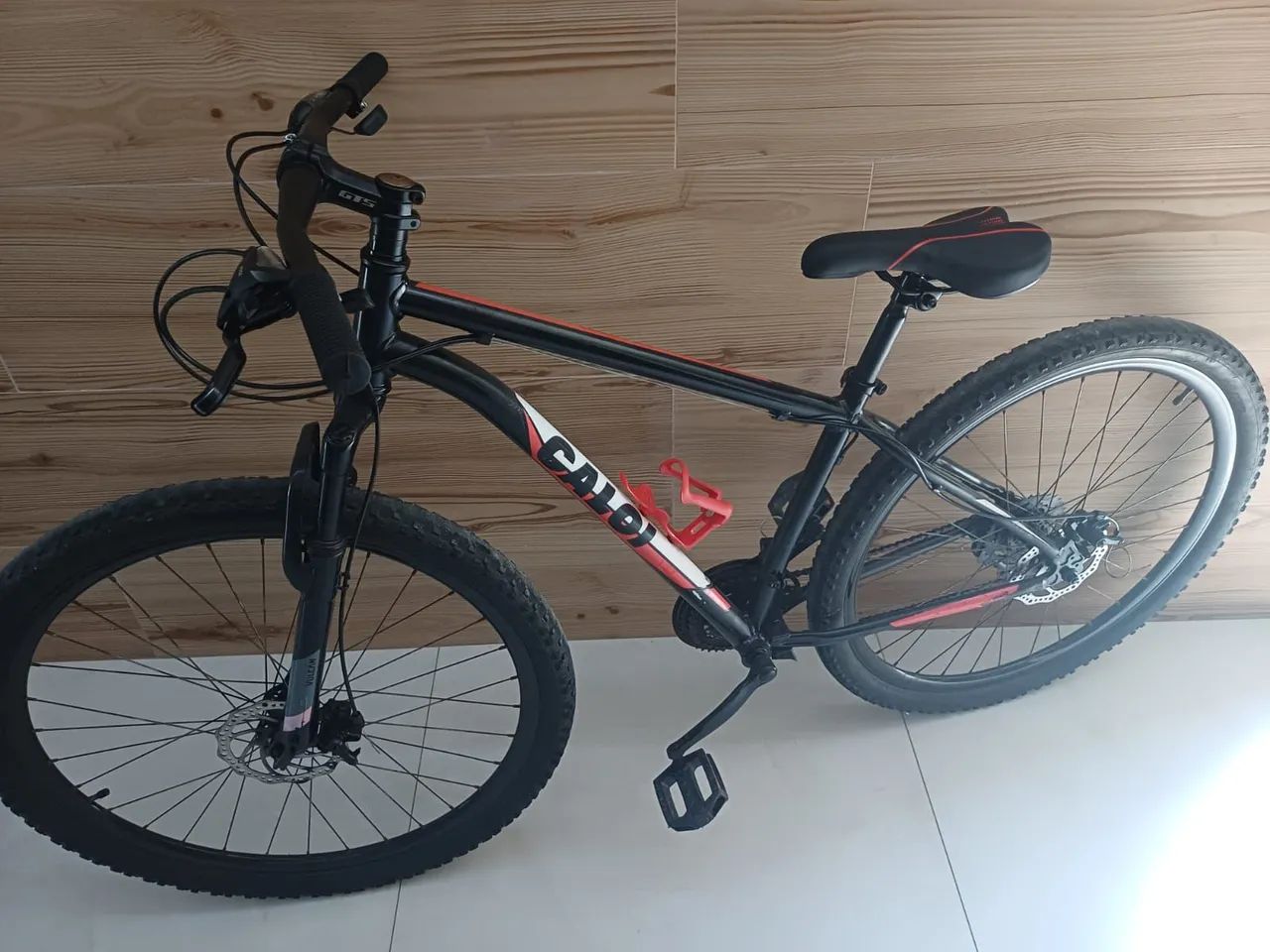 Bike 29 caloi quadro 17 Alumínio pronta pra rodar