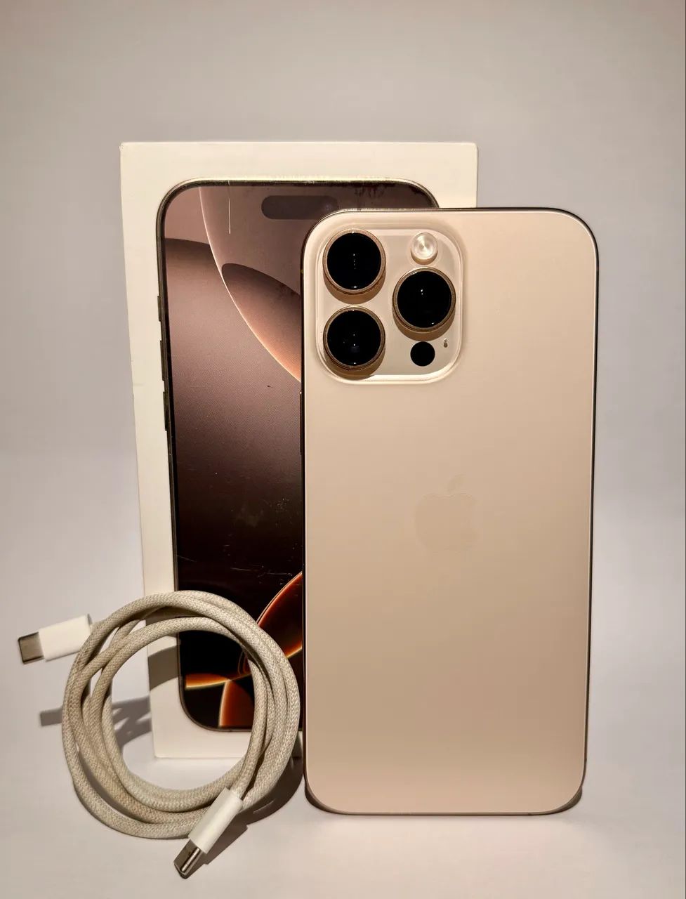 Iphone 16 Pro Max 256gb 100% BATERIA!!! - Celulares e Smartphones