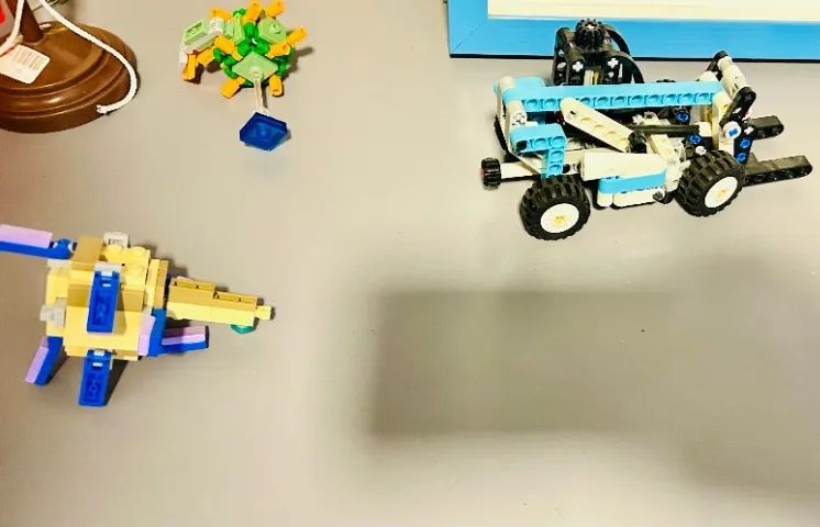 Vendo Legos diversos. A partir de R$ 60,00 cada lego R$ 60,00 R$ 60,00 - Foto 2