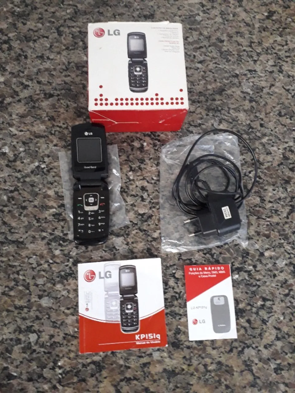 Celular LG Kp151Q preto Vivo, p/ uso de chamadas e Sms, e funcionando, Excelente estado