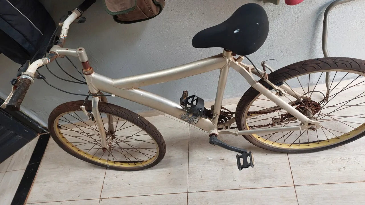 Bicicleta Aro 26 -sundow  Ideal para Passeios e Manobras