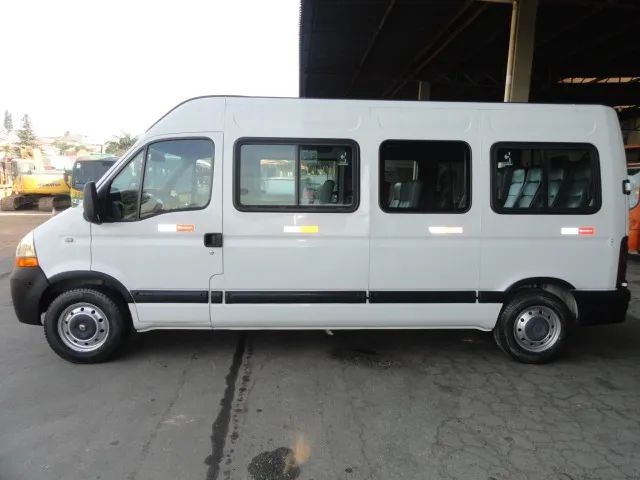 Van Renault Master 2.3 Longa Ano 12/13 2º Dono 16 lugares S/ Ar. - Foto 4