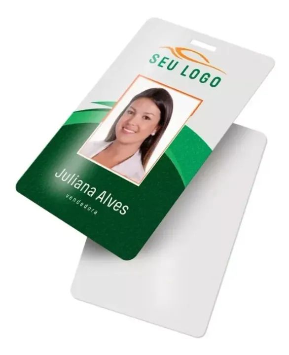 CRACHA EM PVC PERSONALIZADO