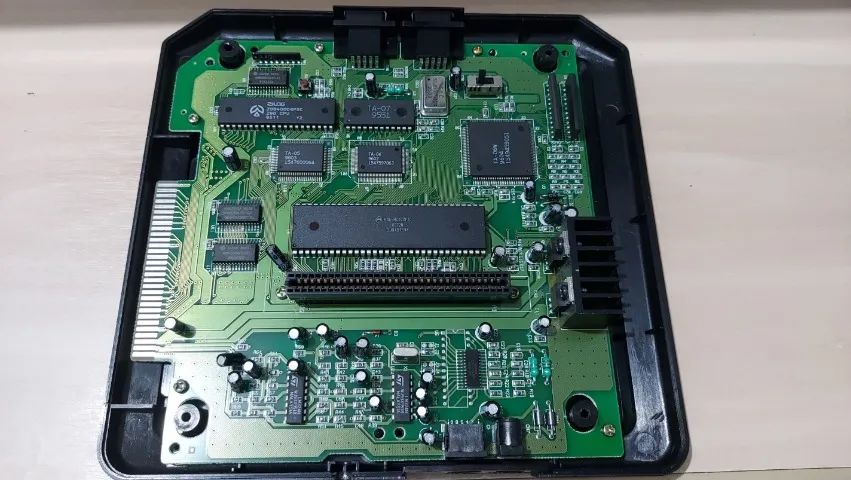 Mega Drive 2 Versão asiática com slot para Sega CD funcionando perfeitamente - Foto 2