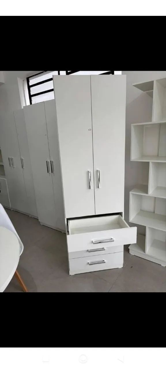 Armário Branco 2 Portas e 4 Gavetas - Foto 3