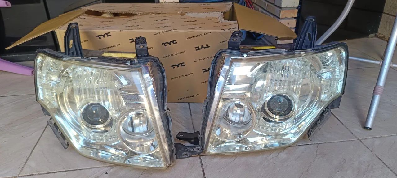 Farol Pajero full - Foto 2