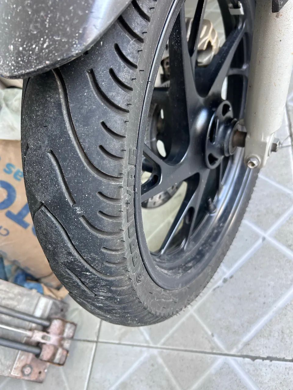 CB  250F twister ABS  - Foto 4