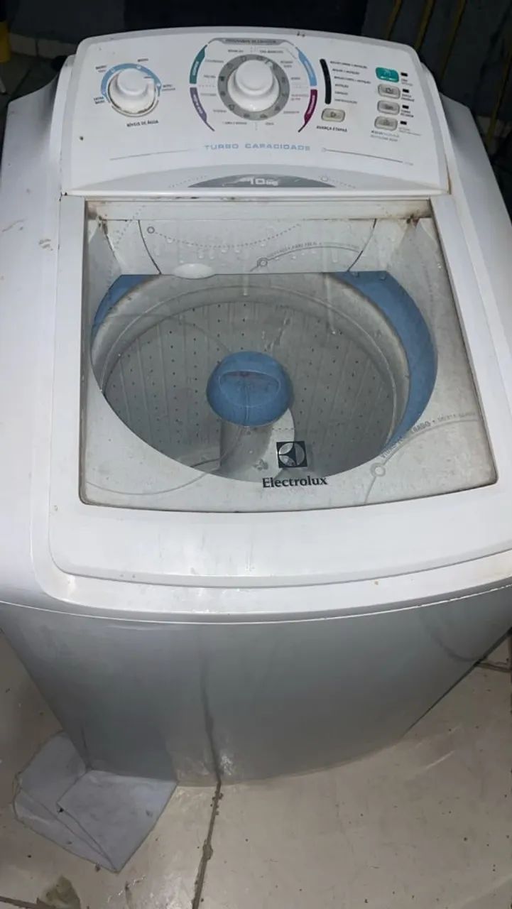 Máquina electrolux 10 quilos 