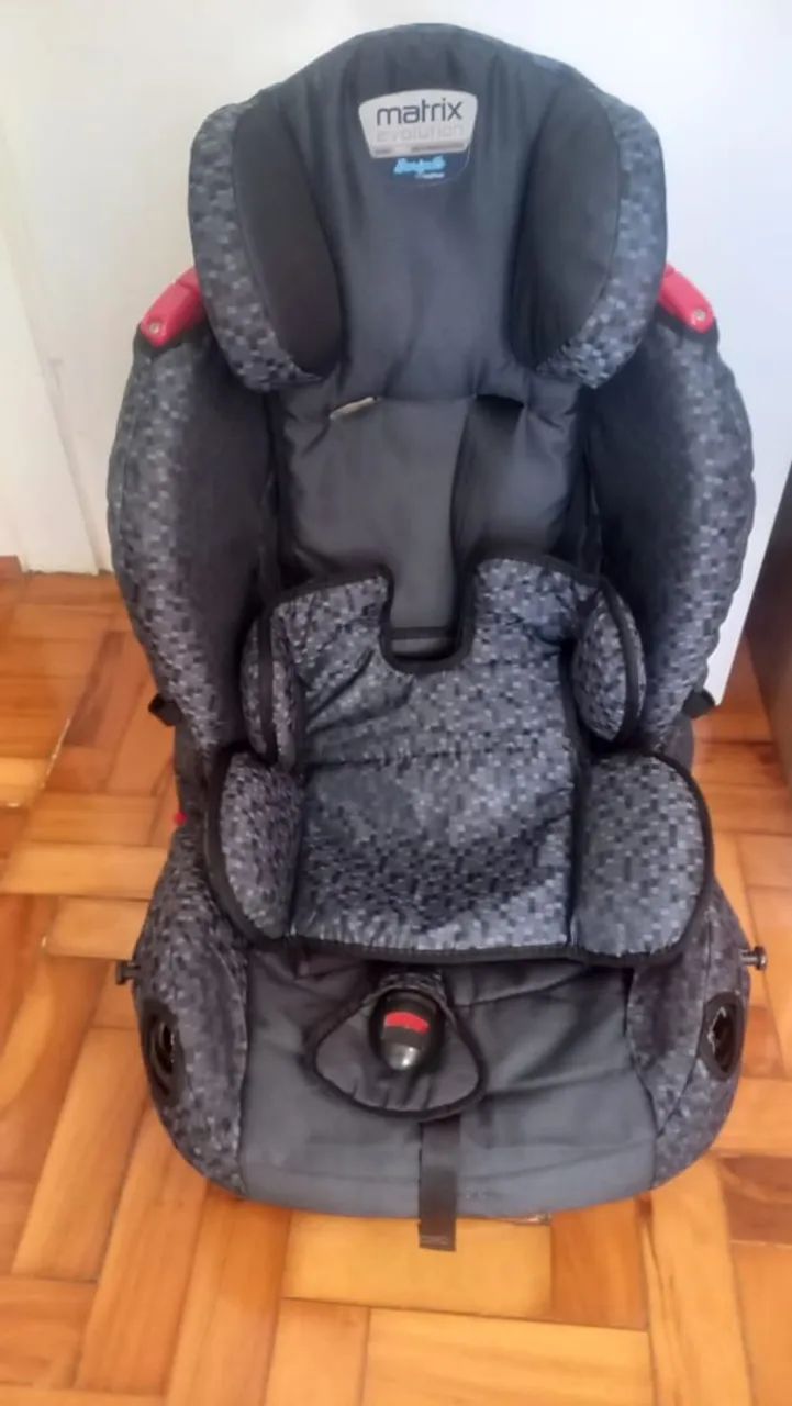 Cadeirinha de seguranca matrix - Foto 2