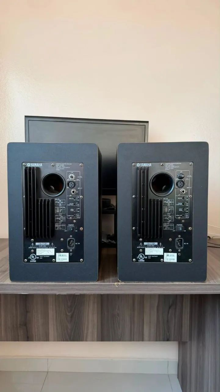 Par de monitores Yamaha HS80M  - Foto 3