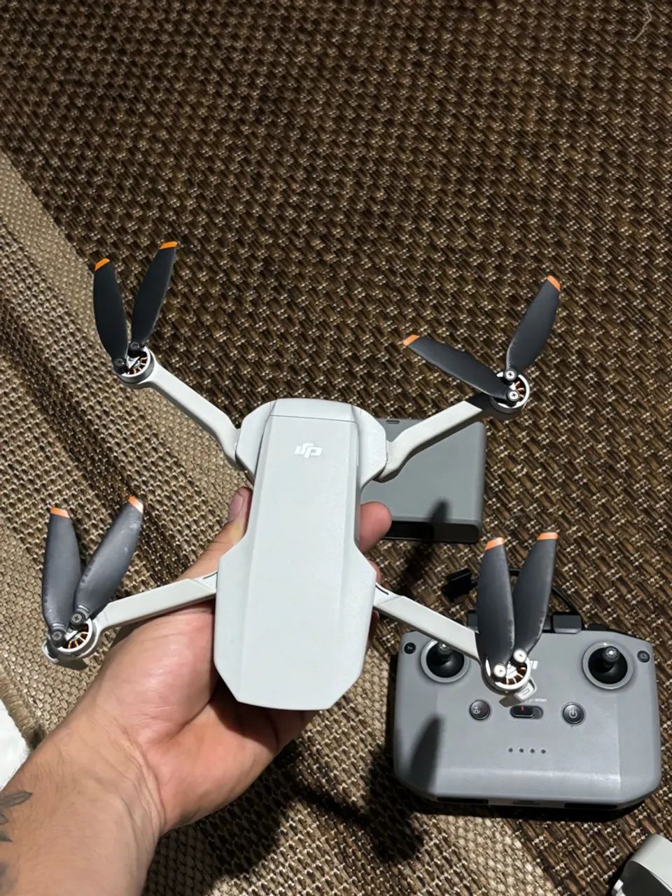 DRONE DJI FLY MORE COMBO - Foto 4