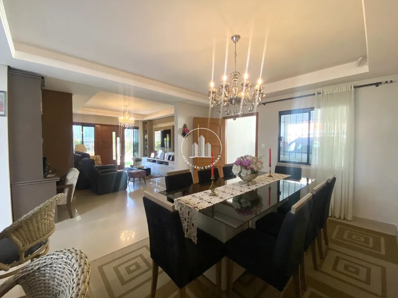 Casa com 200m² construídos e piscina privativa no Estreito - Foto 4