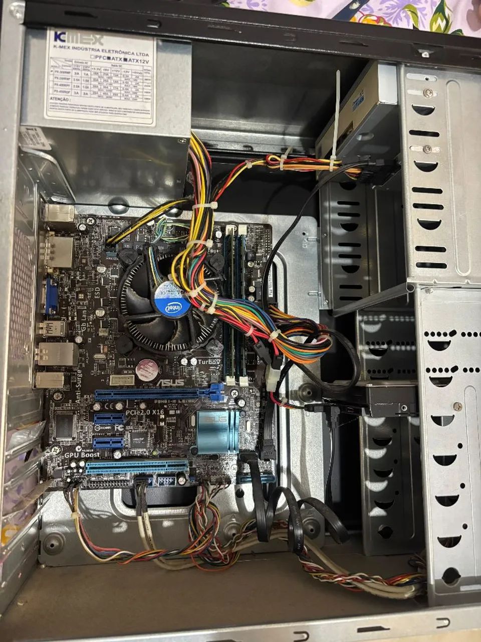 Computador completo para o dia a dia.