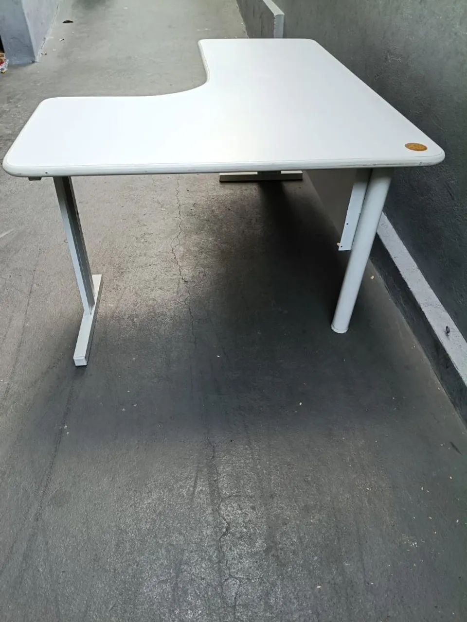 Mesa de escritório em L - Foto 4