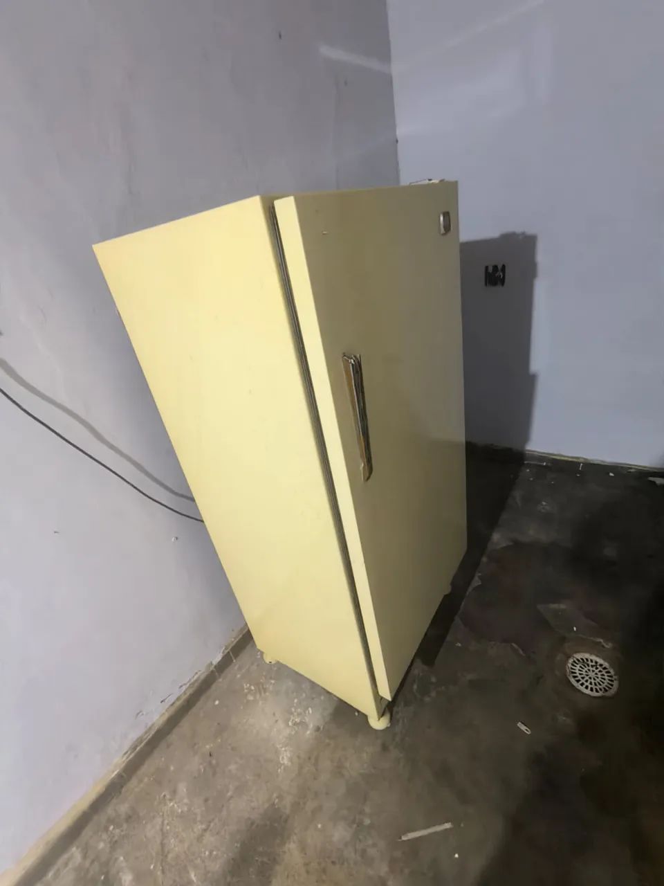 Vendo geladeiras retrô 