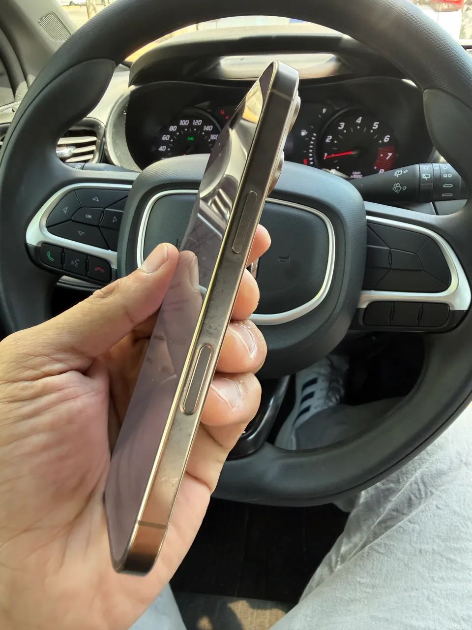 iPhone 16 PRO 1tb ZERO! Nunca aberto! - Foto 3