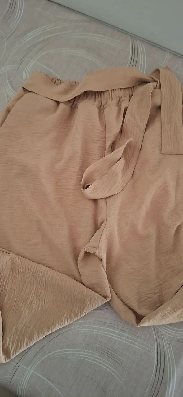 Calça bege - Foto 2