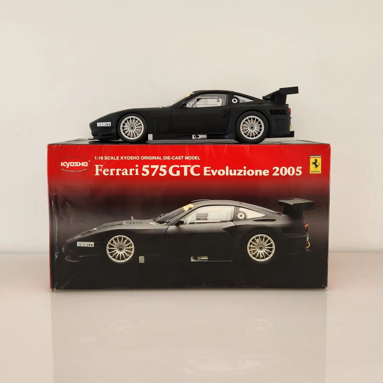 新品未開封品‼️Ferrari 575GTC Auto Scale Ferrari 575 GTC Evoluzione Kyosho 1:18 Test Car 2005 - Hobbies e