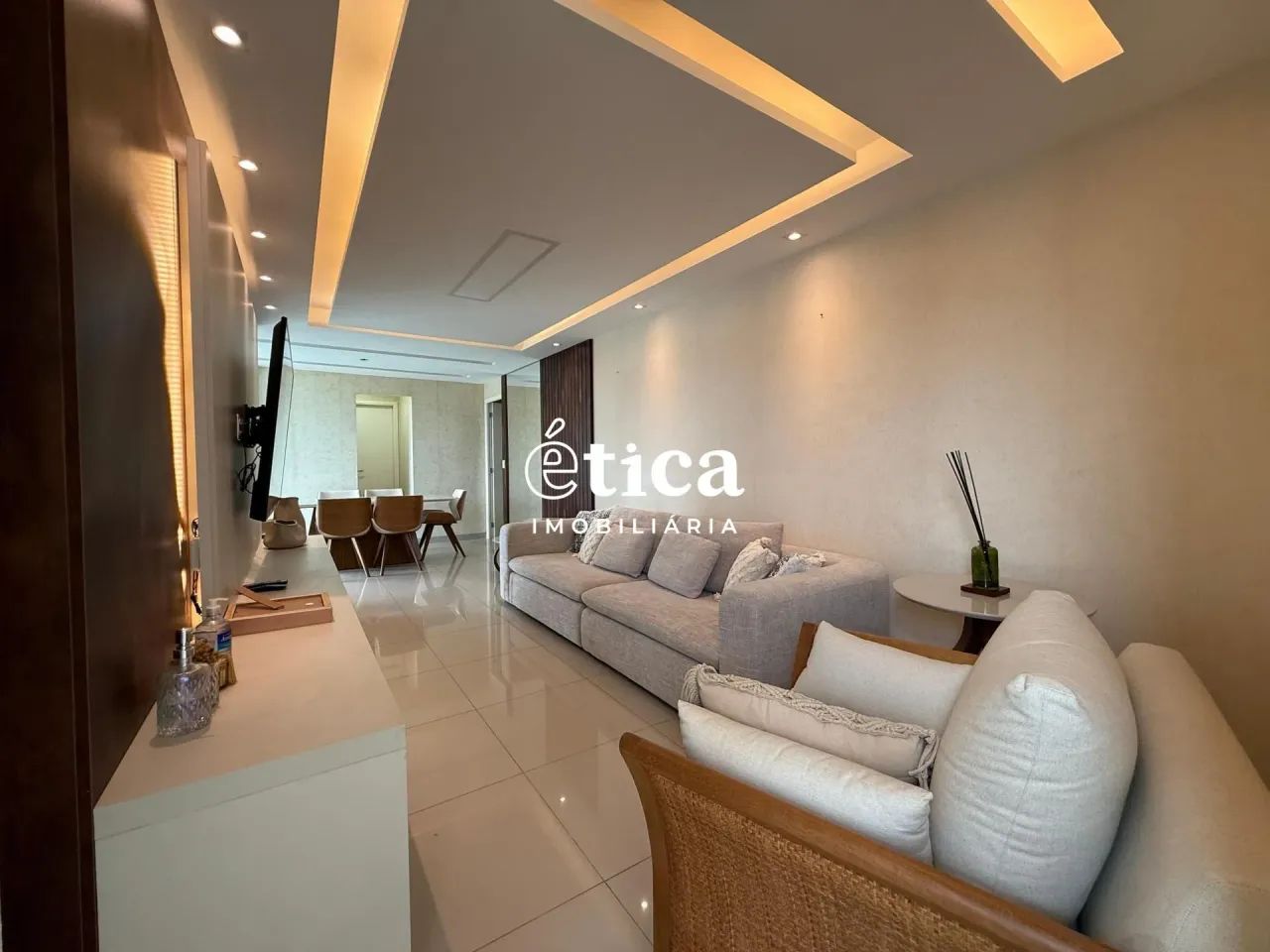 Apartamento no Renascença com 105 m², 3 quartos sendo 2 suítes e 1 semi - Foto 2