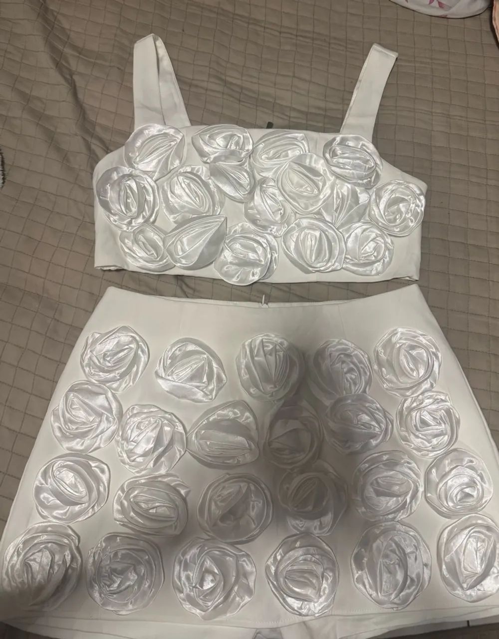 Vendo Conjunto branco