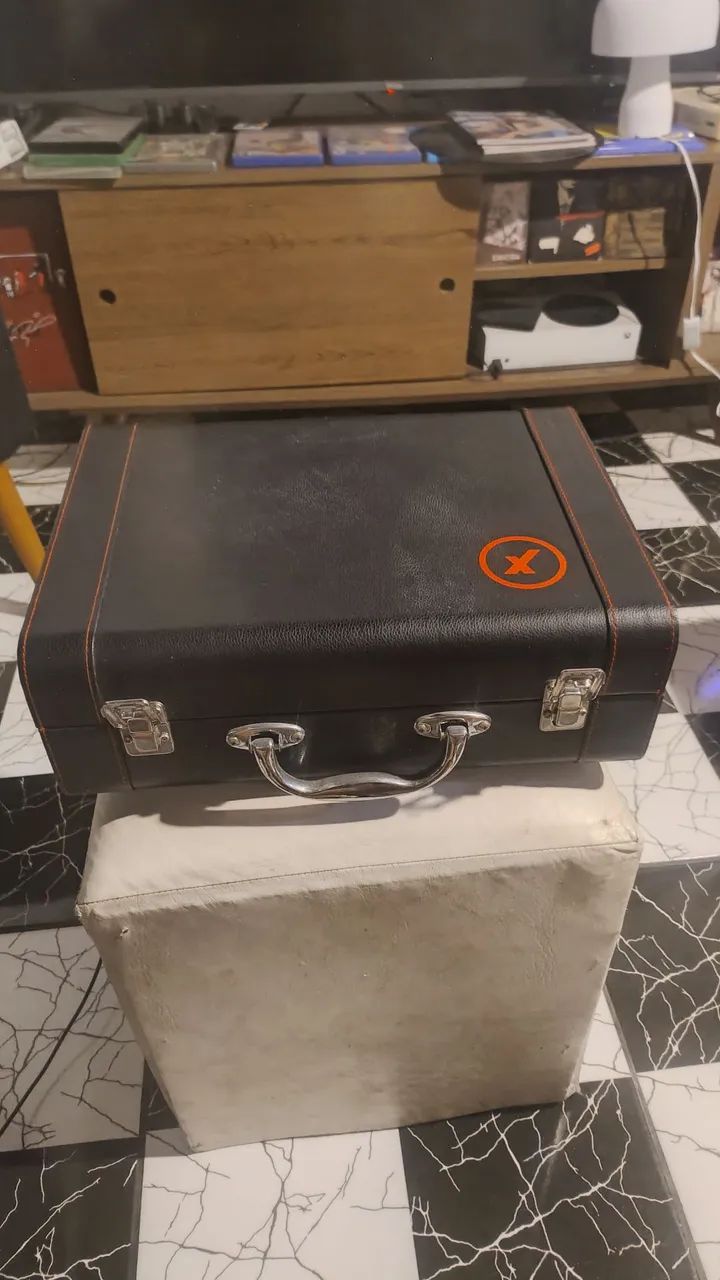 Vitrola toca discos amvox ótimo estado  - Foto 2