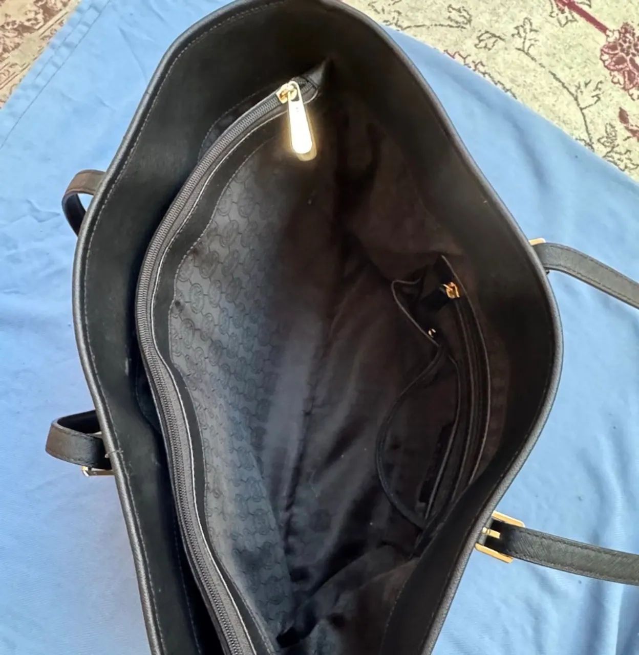 Bolsa MK grande preta  - Foto 3