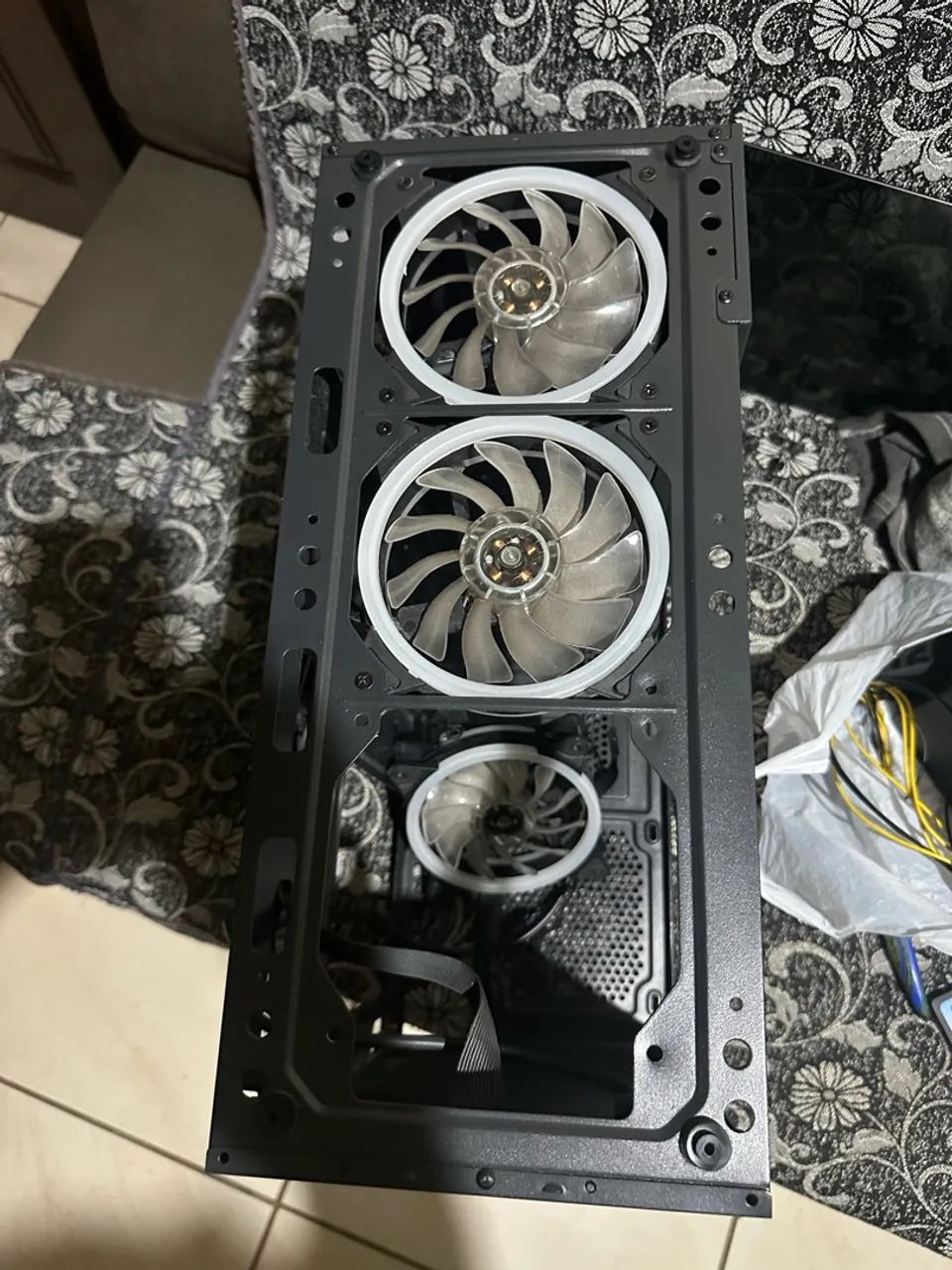 Gabinete + placa mãe + 3 fans  - Foto 3