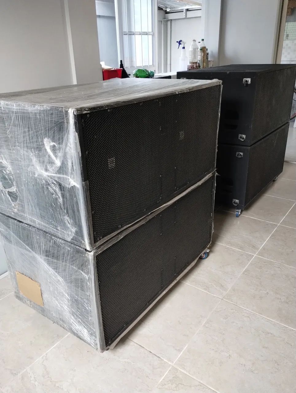 Gabinete completo sub graves,falantes 18polegas 2