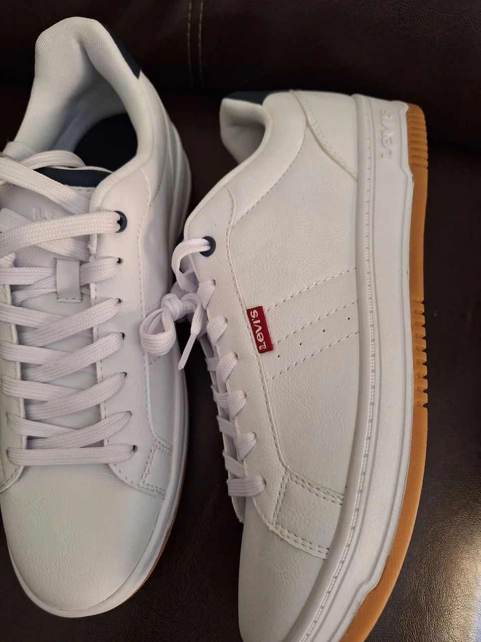 Tenis Levis 9,5 Original 41 - Foto 4