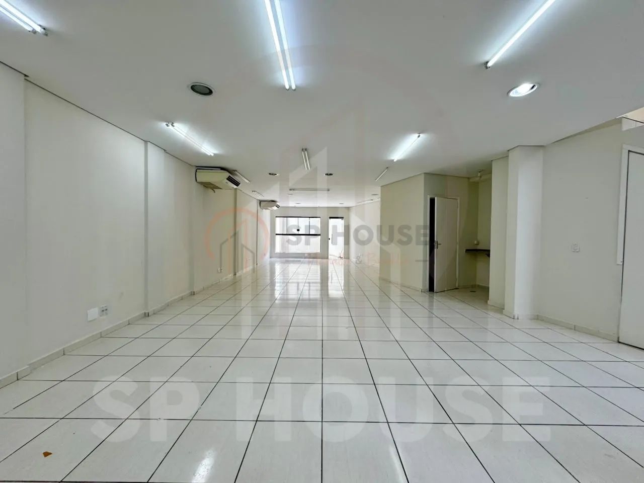 Prédio comercial para venda e locação, 5 salas, 4 vagas de garagem, 175m² - Foto 2