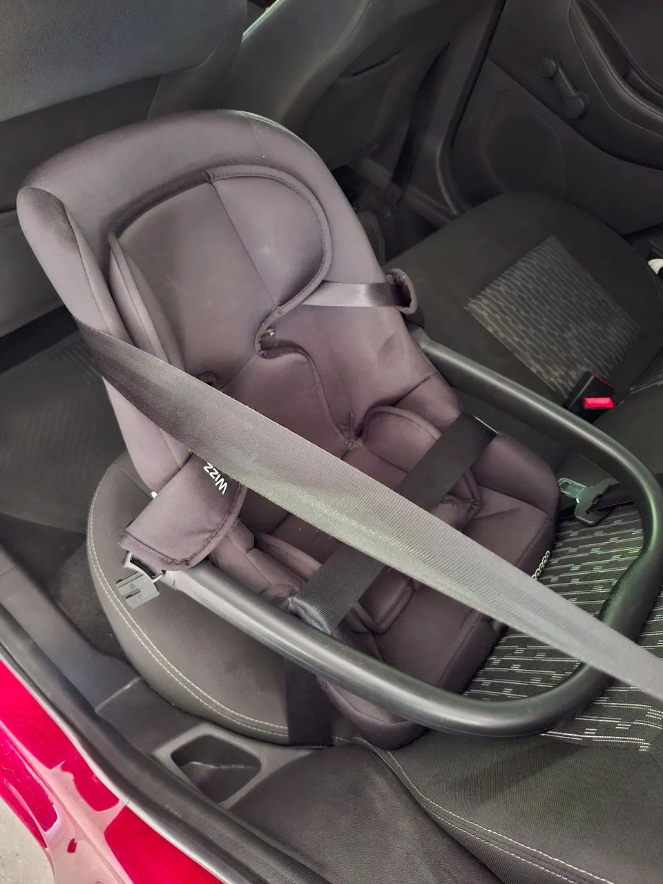 Carrinho com bebê conforto - Foto 4