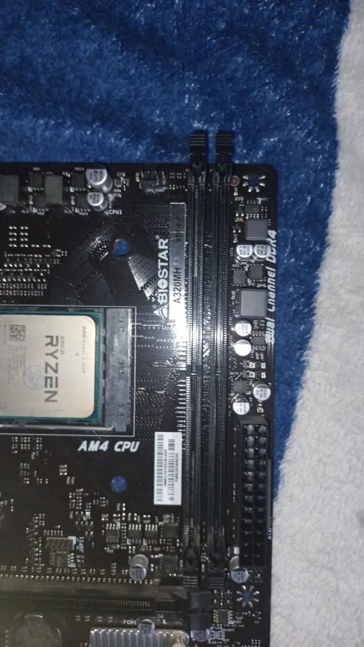 Placa mãe A320M