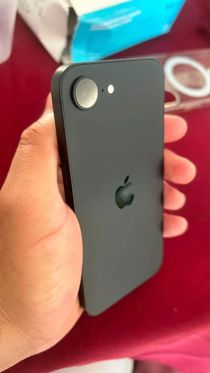 iPhone 16e - Foto 3