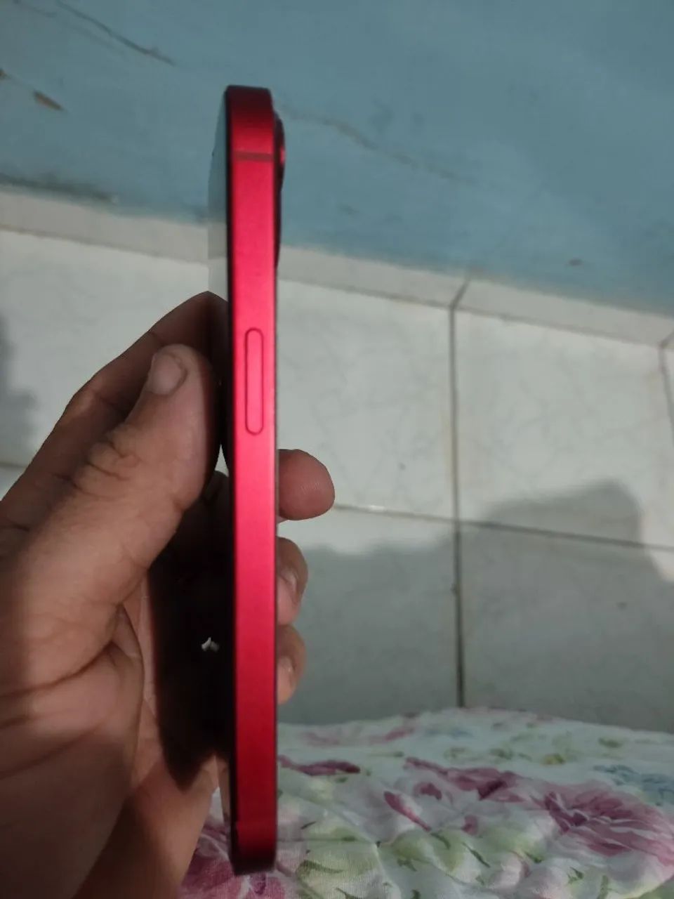 iPhone 13 RED - Foto 3