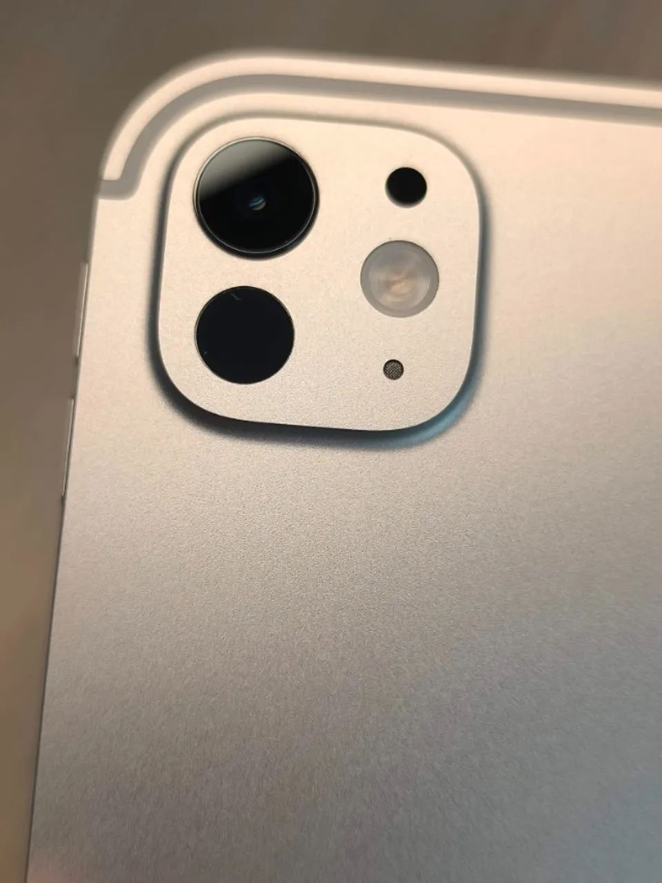 iPad Pro 11 M4 256GB Prata IMPECÁVEL bateria 100% garantia até