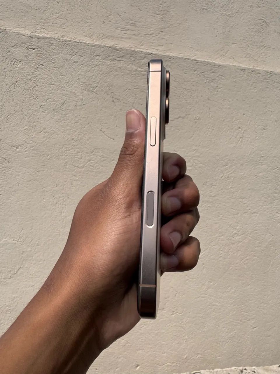 Iphone 16 pro - Foto 2