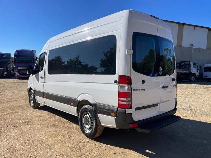 MB SPRINTER 415 ANO 2019 TETO ALTO COM 433 MIL KM - 16 LUGARES - REPASSE  - Foto 9