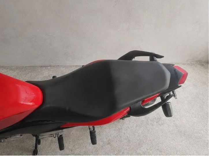 Honda CB 300R 2014  - Foto 4