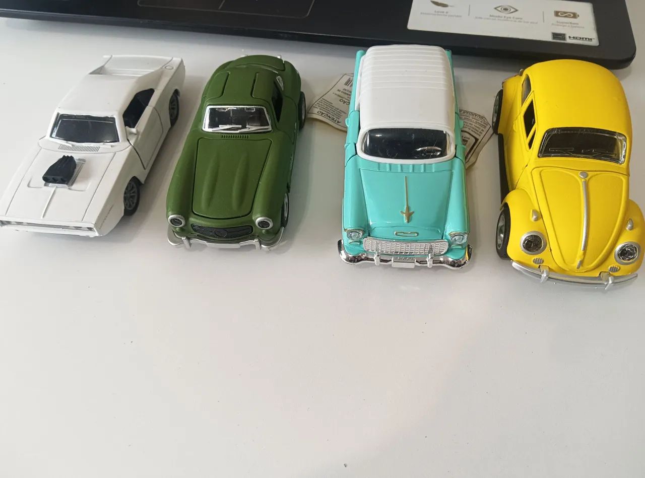 Kit 4 miniaturas carros clássico 1/36