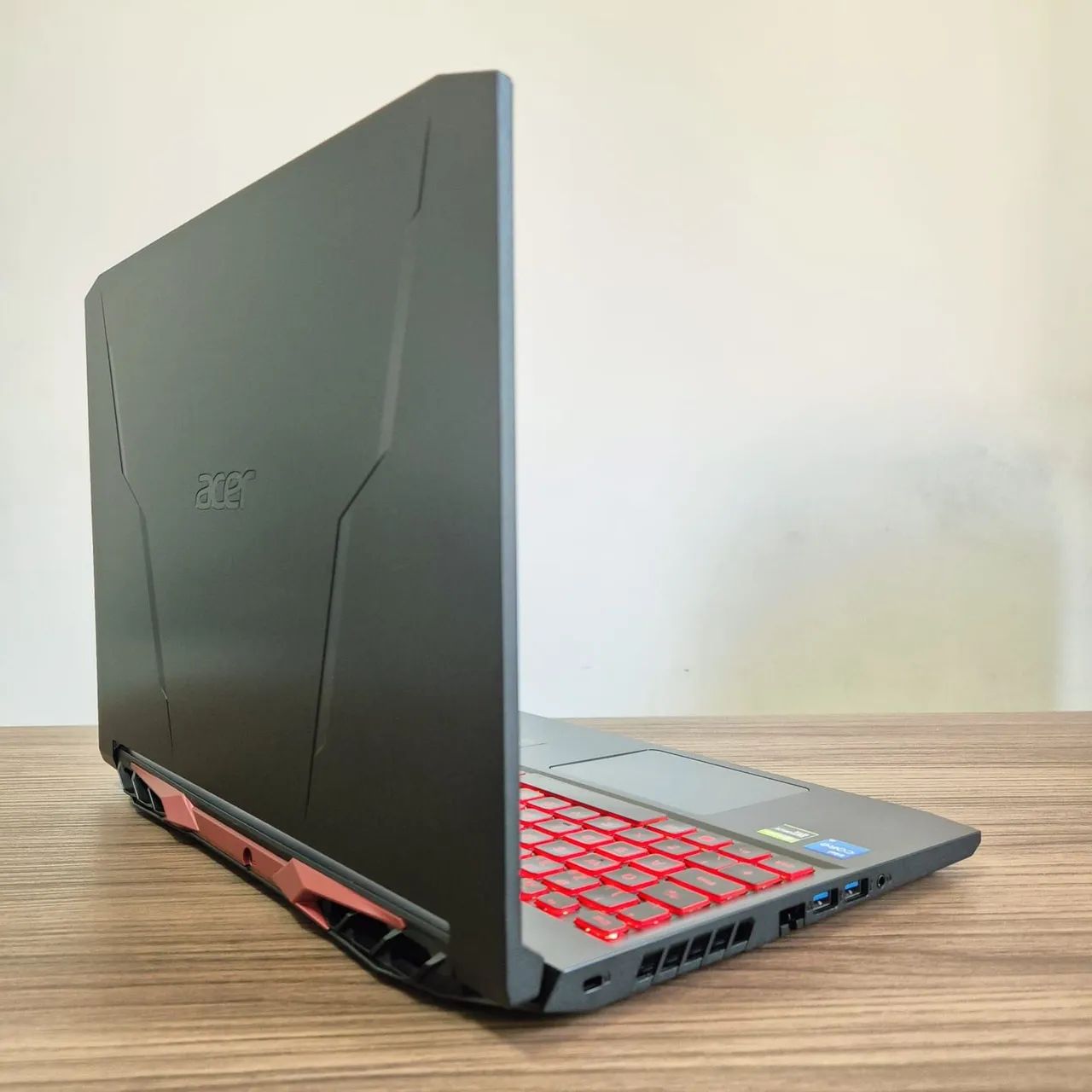 Notebook gamer Acer Nitro 5 AN515-57  - Foto 5