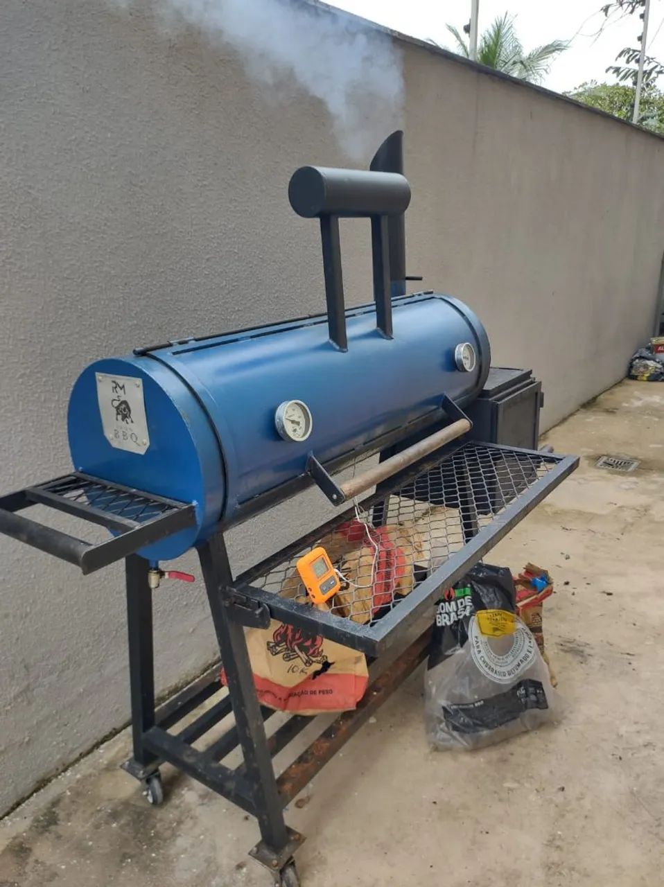 Pit Smoker 16 Pol. Reverse Flow Defumador