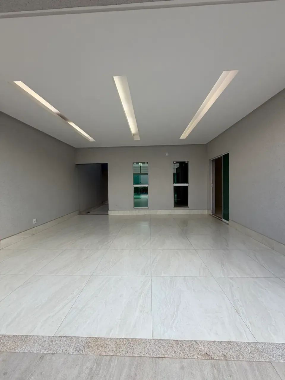 Sobrado 4/4 - Região Central da Cidade - com Piscina - Foto 4