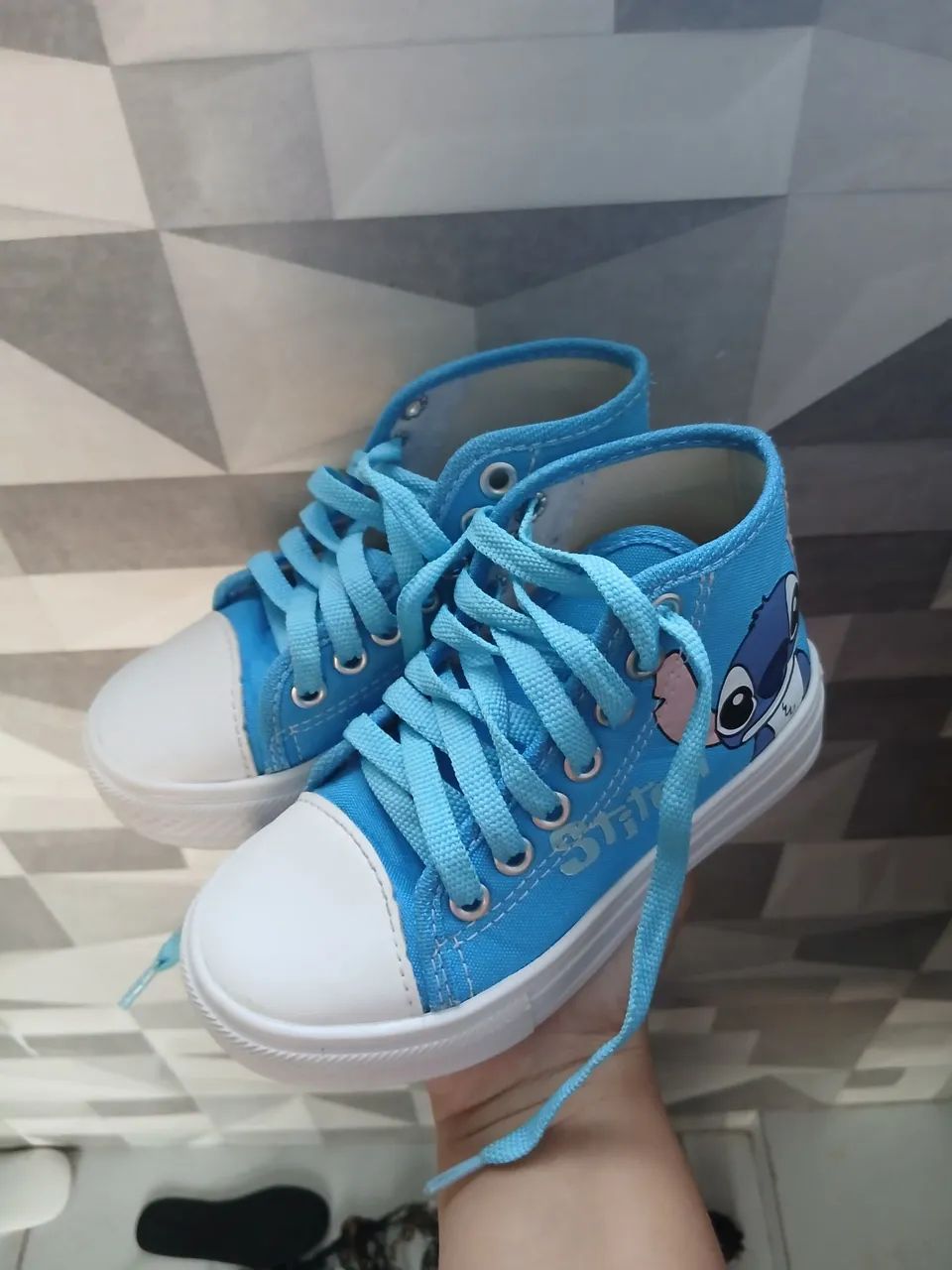 Vendo Tênis Stitch 