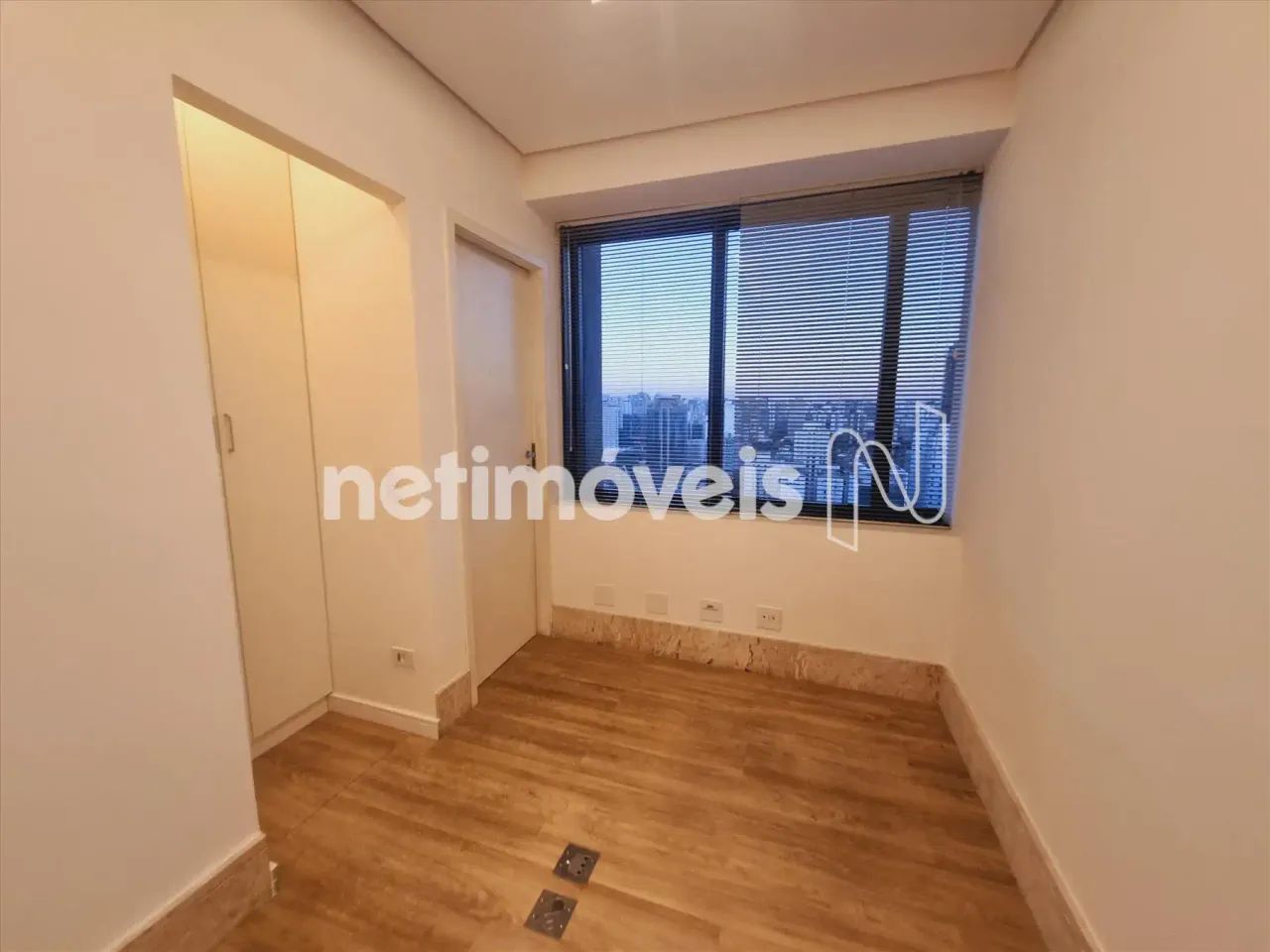 Conjunto Comercial de Alto Padrão com 151,50?m²; de Área Útil - Foto 4