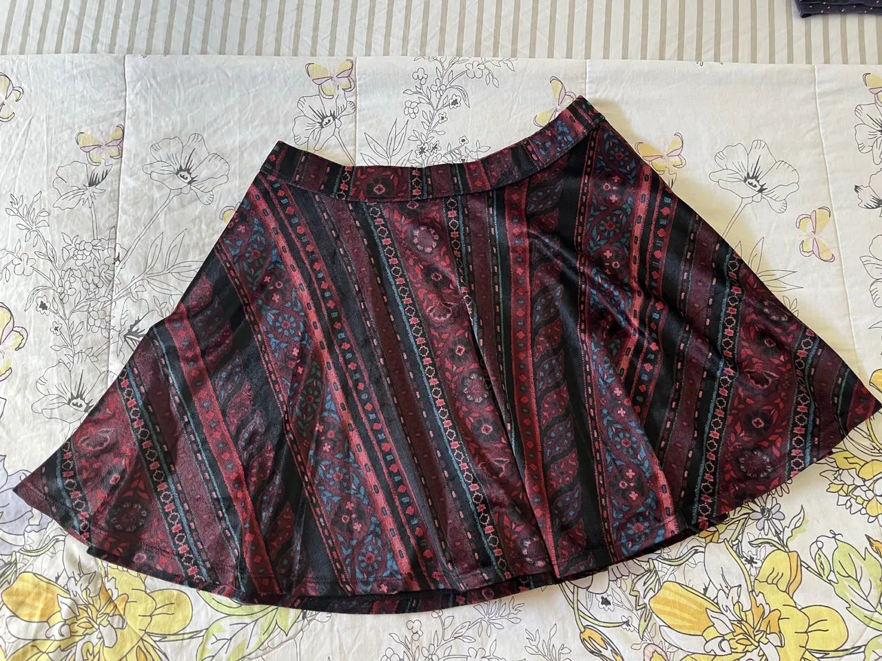 Saia Holister - Foto 2