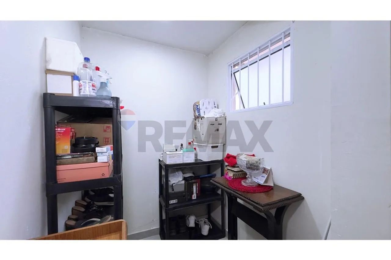 Sobrado com loja comercial com Apartamento ADE 402 - RECANTO DAS EMAS - Foto 4