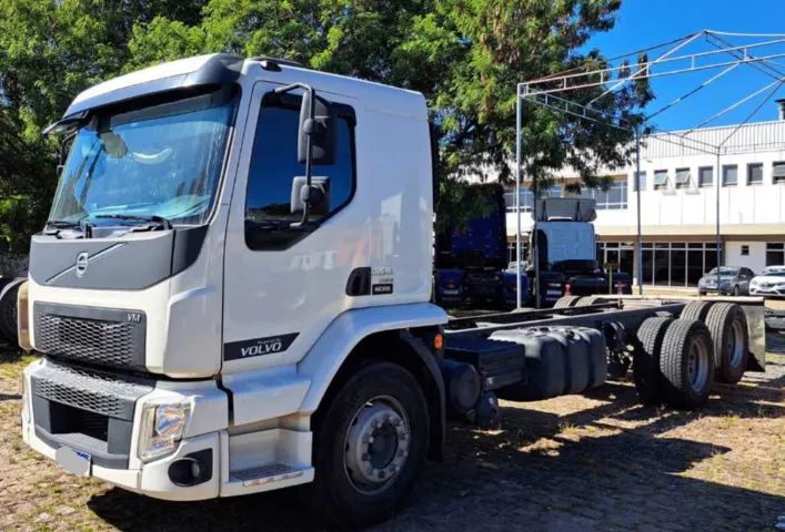 VOLVO  VM 290 6X2 - NO CHASSI - Foto 3