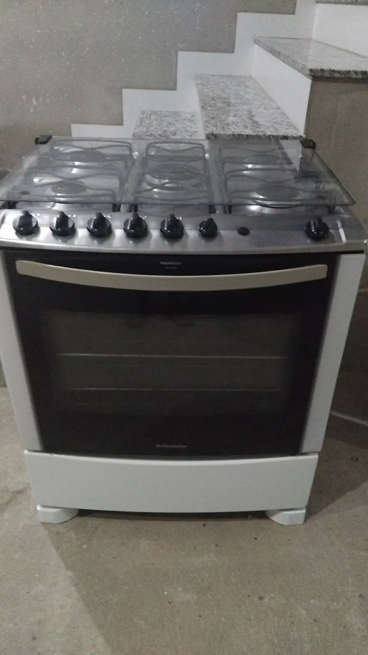Fogão Eletrolux 5 bocas 640,00  - Foto 2