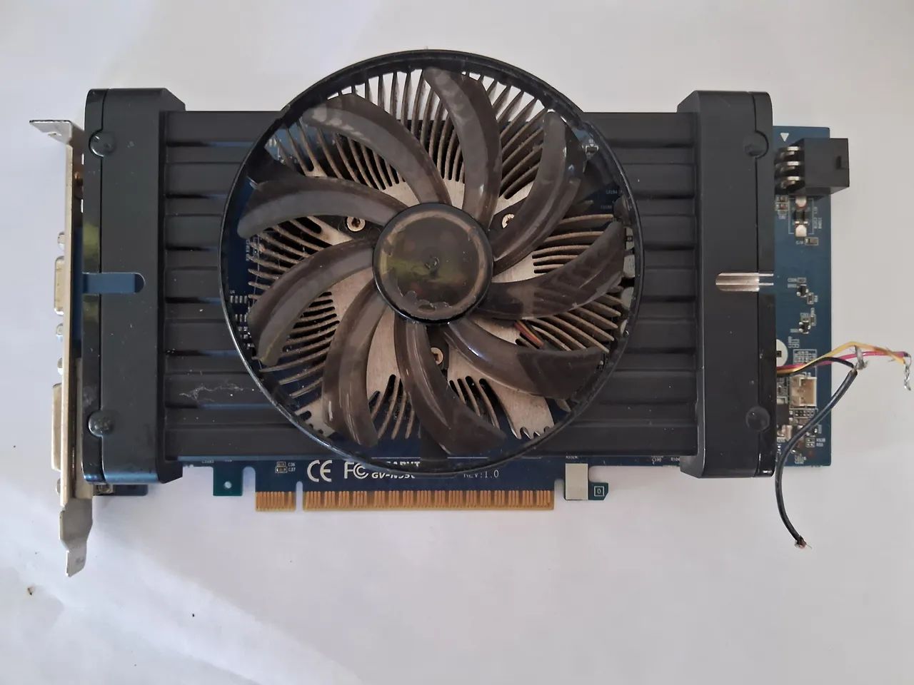 Gtx 550 ti com defeito