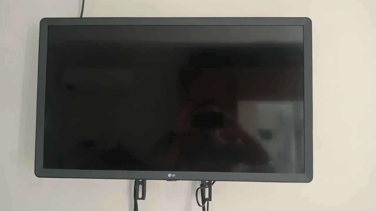 VENDO SMART TV LG 32 POLEGADAS à VISTA - Vale das Palmeiras  - Foto 2